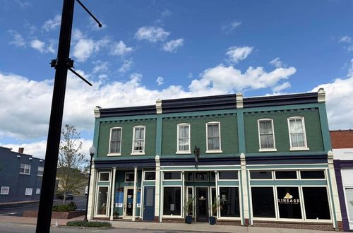 113, 115, 117 S Main St, Lawrenceburg, KY, 40342-1135 | Card Image