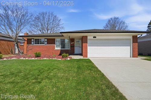13137 Brierstone Dr, Sterling Heights, MI, 48312-1607 | Card Image