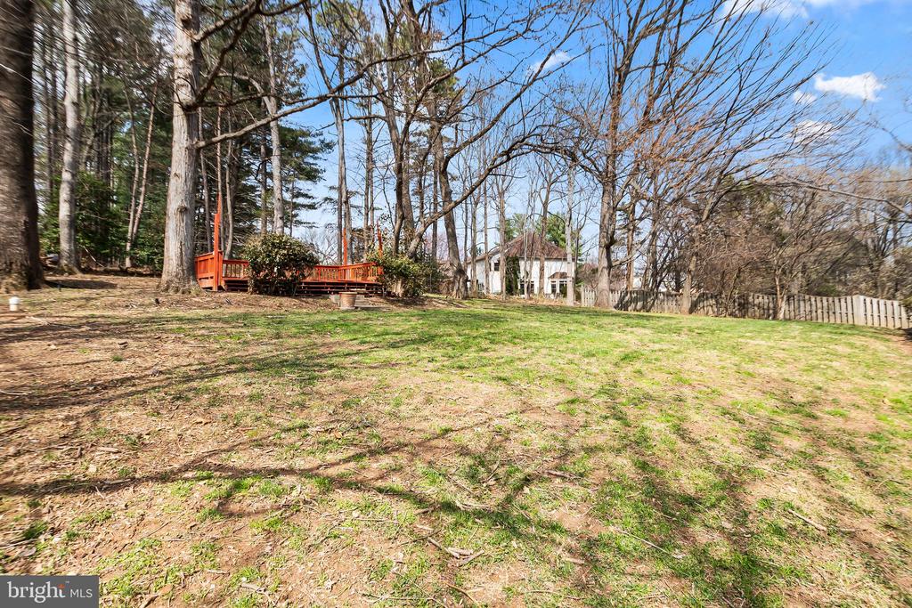 Residential in OAKTON