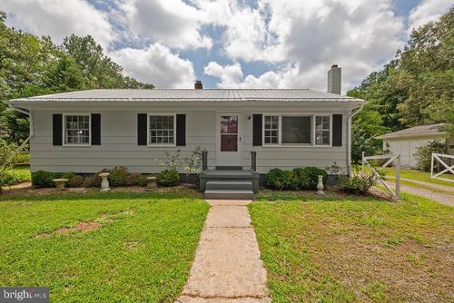 20100 Frog Level Rd, Ruther Glen, VA, 22546-4307 | Card Image