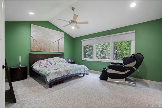 Primary bedroom. | Image 7