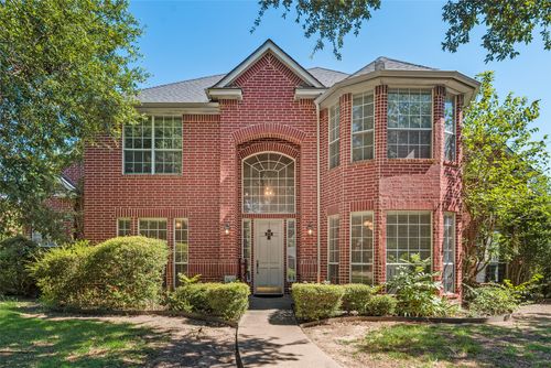 902 Pebblestone Ct, Cedar Hill, TX, 75104-5714 | Card Image