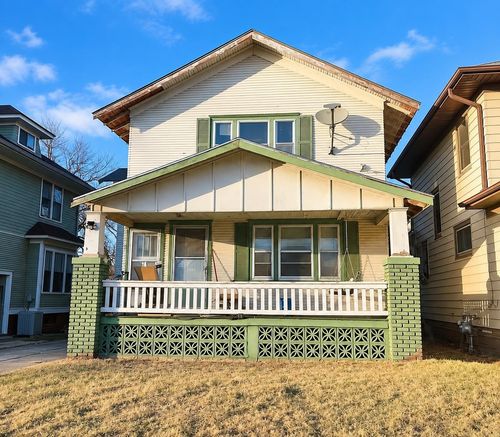 408 W Walnut St, Salina, KS, 67401-2790 | Card Image
