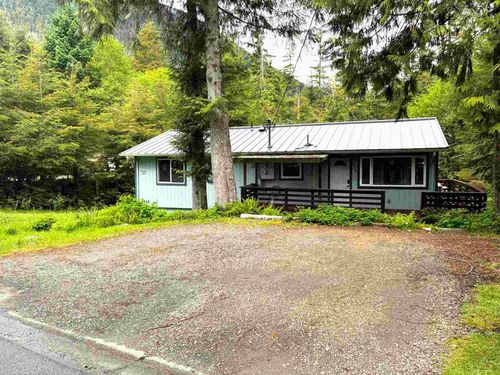 846-848-846 Brown Deer Rd, Ketchikan, AK, 99901-6211 | Card Image