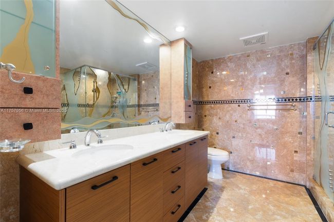 APT-4808 - 50 Biscayne Blvd, Condo with 2 bedrooms, 2 bathrooms and null parking in Miami FL | Image 37