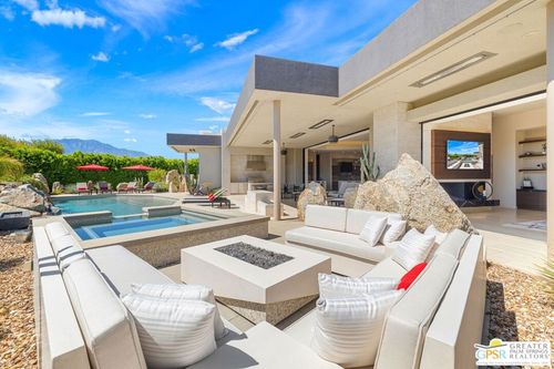 1 Sterling Ridge Dr, Rancho Mirage, CA, 92270-2607 | Card Image