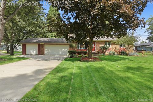 1270 Mccoy St, Wolverine Lake, MI, 48390-2253 | Card Image