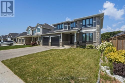 22 Weir Cres, St Thomas, ON, N5R0L7 | Card Image