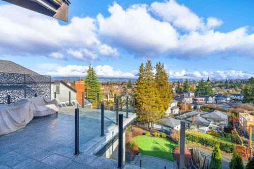 4578 Puget Dr, Vancouver, BC, V6L2V8 | Card Image