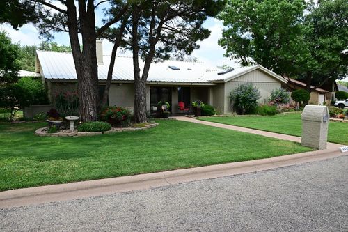 4604 El Paso Ave, Snyder, TX, 79549-5824 | Card Image