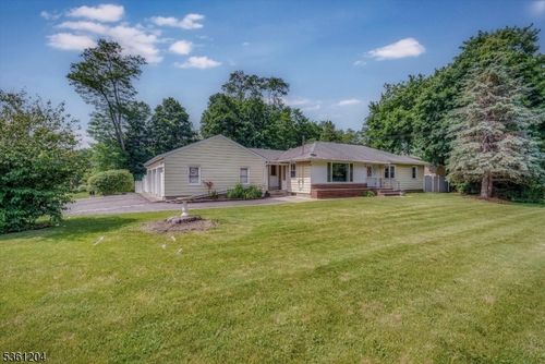 260 Munsonhurst Rd, Franklin, NJ, 07416-1809 | Card Image