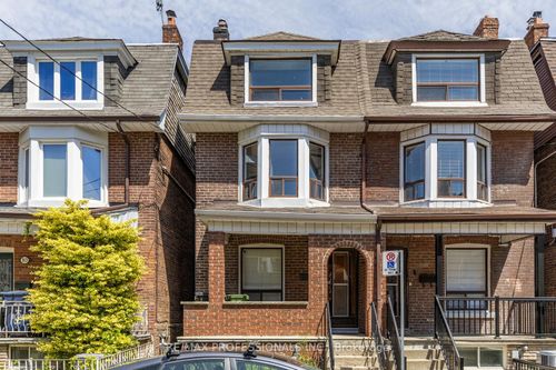 8 Parr St, Toronto, ON, M6J2E3 | Card Image