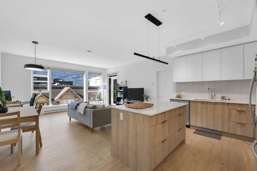 607-1365 Victoria St, Squamish, BC, V8B1E5 | Card Image