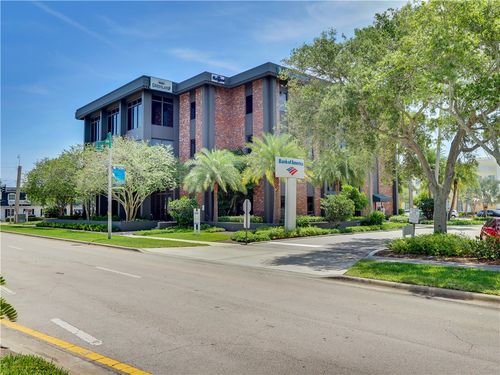 601 21st St, Vero Beach, FL, 32960-0801 | Card Image
