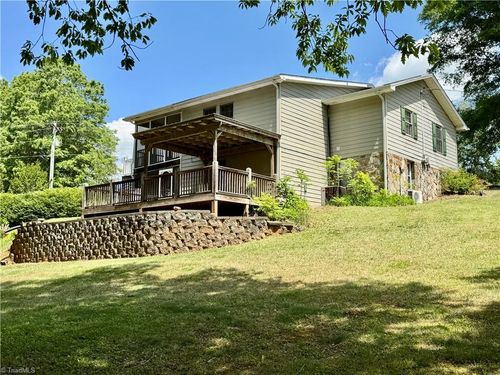 417 White Pines Country Clb Rd, Mount Airy, NC, 27030-8935 | Card Image