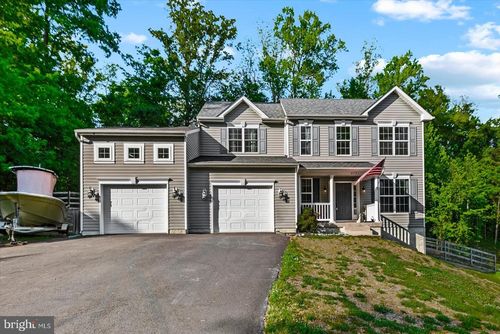 6731 Ginseng Ln, KING GEORGE, VA, 22485-7394 | Card Image