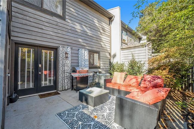 802 Cedar Chase Cir Ne, Townhouse with 2 bedrooms, 3 bathrooms and 2 parking in Atlanta GA | Image 26