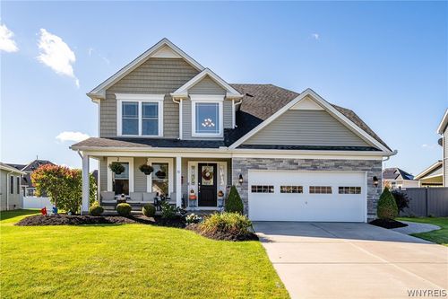 30 Magrum Ln, Lancaster, NY, 14086-4462 | Card Image