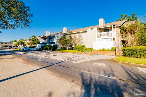 apt-d6-7171 N 9th Ave, Pensacola, FL, 32504-6652 | Card Image