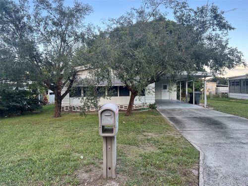 528 Skyline Dr W, Lakeland, FL, 33801-6458 | Card Image