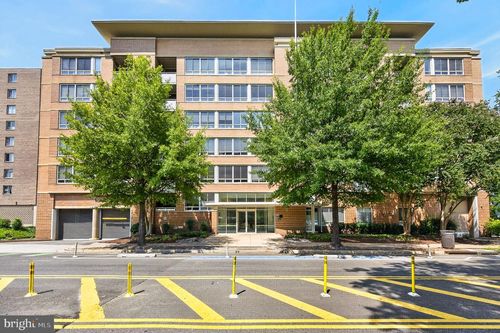 317-355 I St Sw, WASHINGTON, DC, 20024-4257 | Card Image