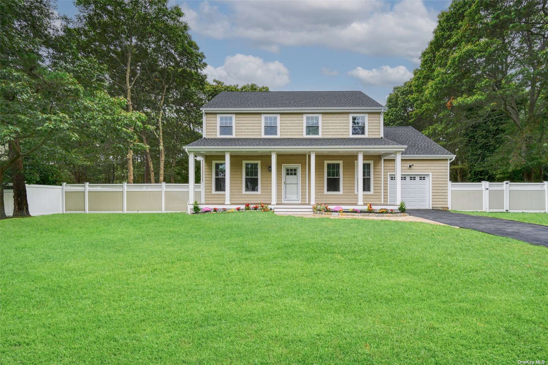 Timber Ridge Ct, Coram, NY 11727