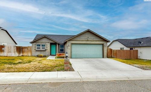 873 S Wyoming St, Kennewick, WA, 99336-1600 | Card Image