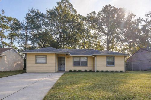 9310 Forest View St, Houston, TX, 77078-3408 | Card Image