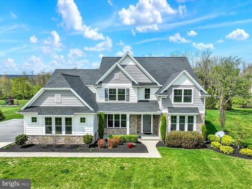 7186 Sterling Rd, HARRISBURG, PA, 17112-8900 | Card Image