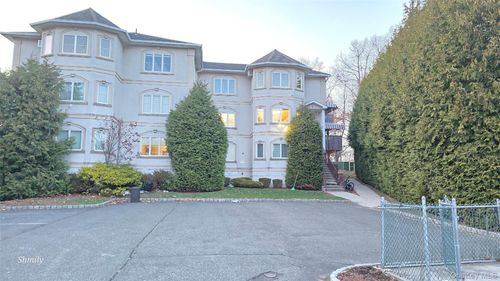 unit-201-9 Gibbs Ct, Monsey, NY, 10952-1867 | Card Image