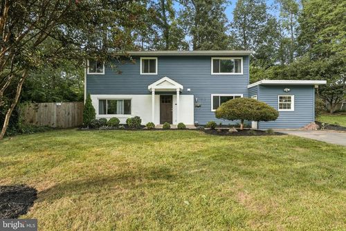 7312 Brad St, FALLS CHURCH, VA, 22042-3703 | Card Image
