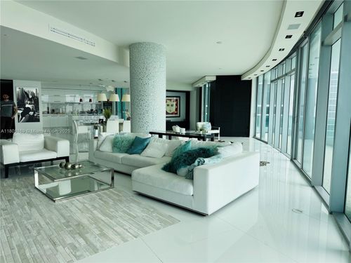 apt-6207-900 Biscayne Blvd, Miami, FL, 33132-1578 | Card Image