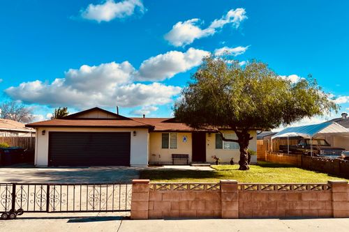 1524 S Marion St, Tulare, CA, 93274-6625 | Card Image