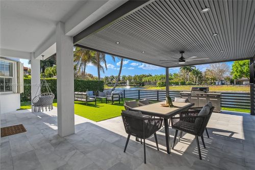 14961 Sw 17th Ln, Miami, FL, 33185-5788 | Card Image