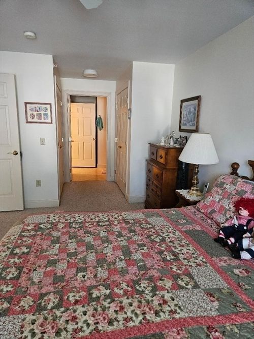 315-7 Crescent Way, Sturbridge, MA, 01518-1299 | Card Image