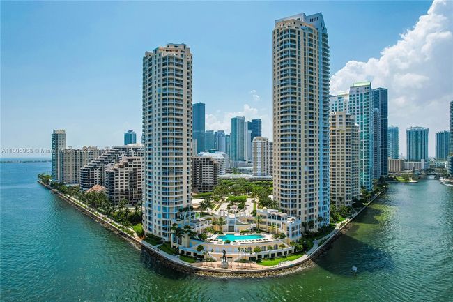 APT-3803 - 848 Brickell Key Dr, Condo with 1 bedrooms, 2 bathrooms and null parking in Miami FL | Image 31