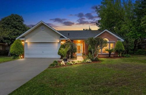 806 Linda Dr, Mary Esther, FL, 32569-1482 | Card Image