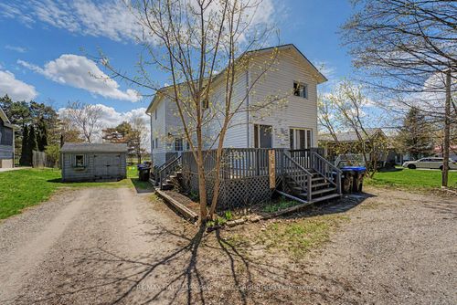 126 Robert St E, Penetanguishene, ON, L9M1J2 | Card Image