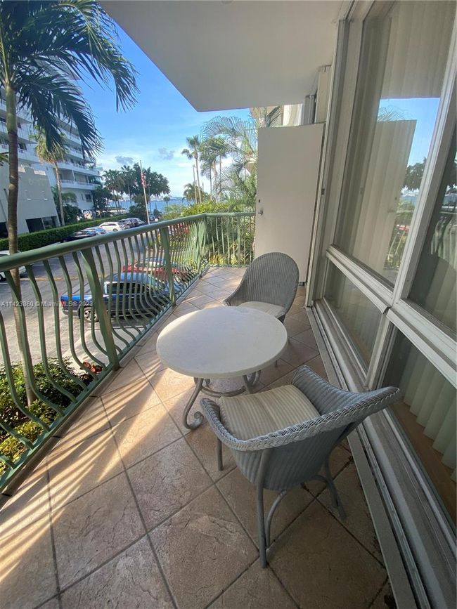 APT-216 - 1408 Brickell Bay Dr, Condo with 0 bedrooms, 1 bathrooms and null parking in Miami FL | Image 14