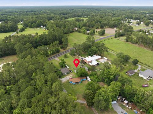208 Rae Ln, Bonneau, SC, 29431-3216 | Card Image