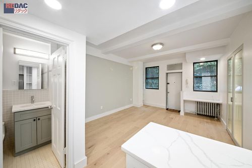 1-m-211 E 35th St, New York, NY, 10016-0183 | Card Image