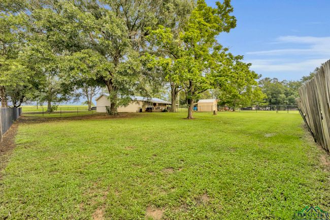 2411 N Page Rd, House other with 3 bedrooms, 2 bathrooms and null parking in Longview TX | Image 19