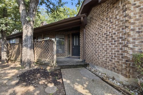 104 Summit Cv, Trophy Club, TX, 76262-5419 | Card Image