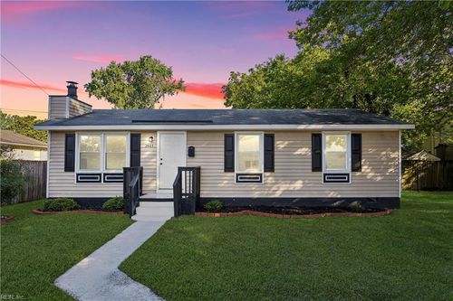 2403 Shell Rd, Hampton, VA, 23661-2112 | Card Image