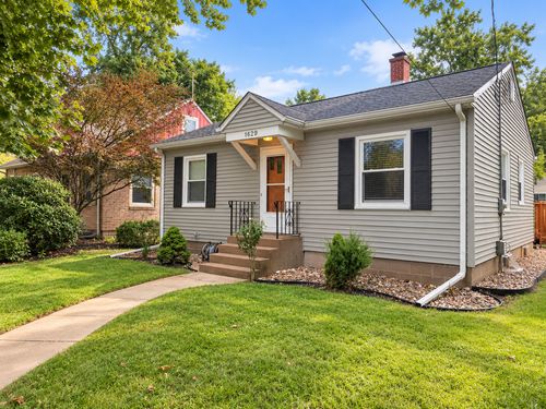 1629 34th St, Moline, IL, 61265-3352 | Card Image