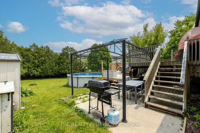 1707 Hansuld St, Home with 6 bedrooms, 2 bathrooms and 4 parking in London ON | Image 31