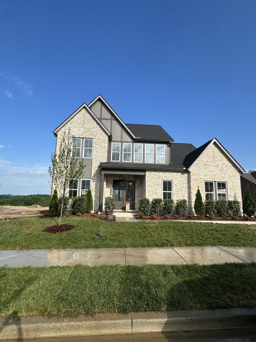 181 Manor Way, Hendersonville, TN, 37075-3297 | Card Image
