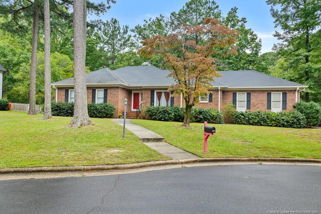 Sarasota Dr, Fayetteville, NC 28311