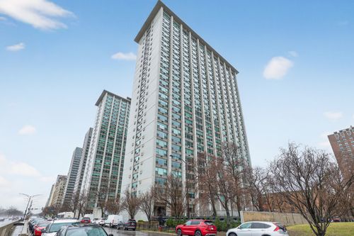 1120-3600 Lake Shore Dr, Chicago, IL, 60613-4617 | Card Image