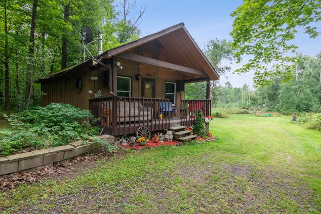 Front / Side | Image 18